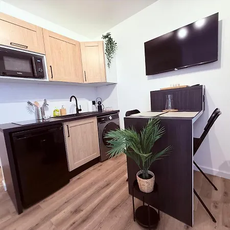 Faillebin - - Cusset Apartment